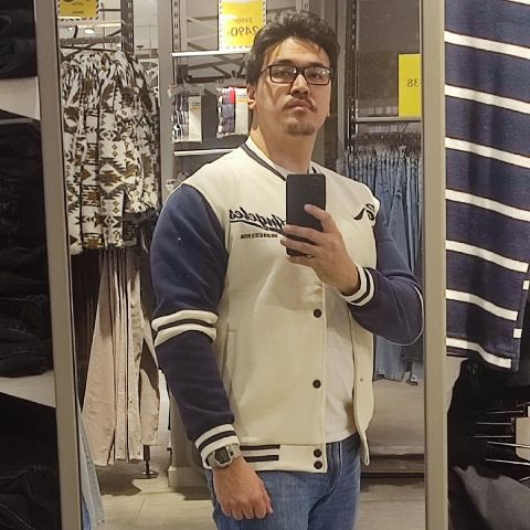 Колготки киген қызметшінің порно видеосы